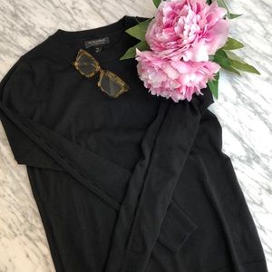 BRLightweight Merino Wool Sweater